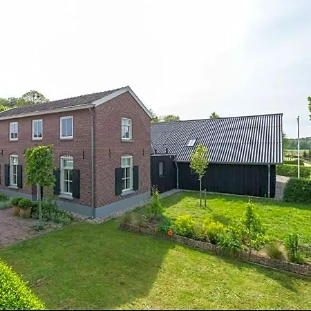 Mooi Montferland 3* 제담